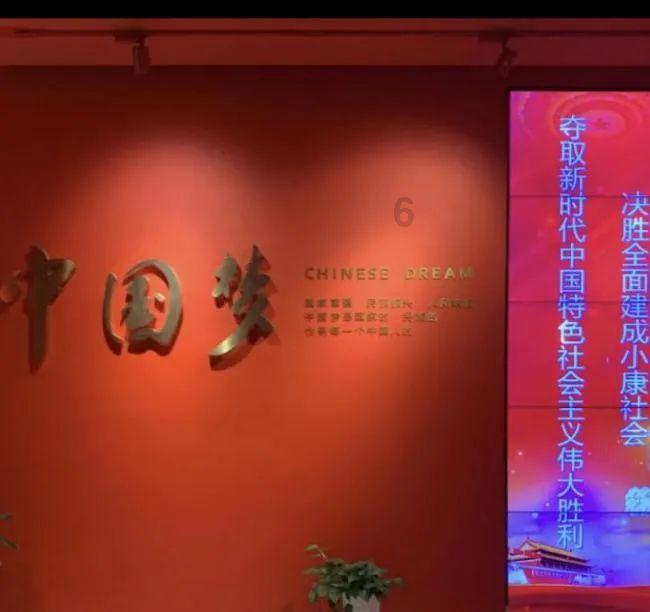 阴暗森林